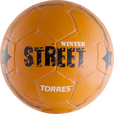 Мяч футб. TORRES Winter Street арт. F30285, р.5, для игры при пониж.темп-рах и на снегу, резина, 4 подклад слоя из хлопка, 32 панели, латексная камера с бутиловым ниппелем, ручная сшивка, оранж-чер-бел